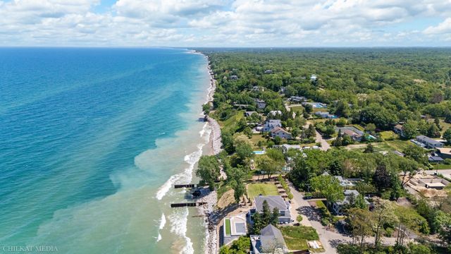 45322 Fairway Drive, New Buffalo, MI 49117