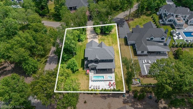 45322 Fairway Drive, New Buffalo, MI 49117