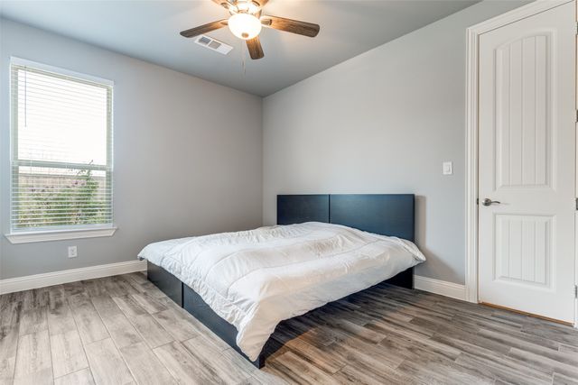 5108 Waterview Drive, Arlington, TX 76016