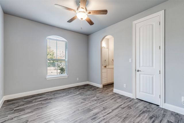 5108 Waterview Drive, Arlington, TX 76016