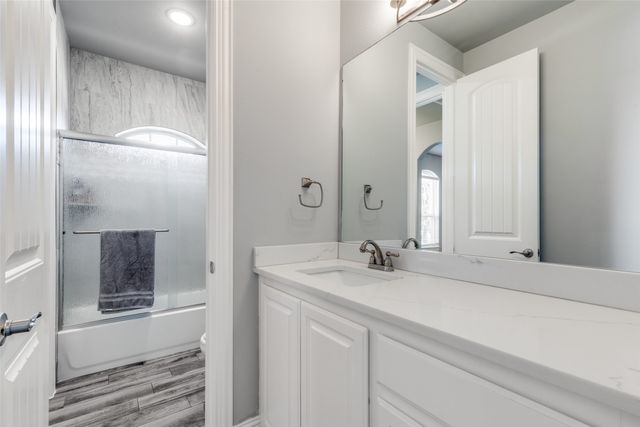 5108 Waterview Drive, Arlington, TX 76016