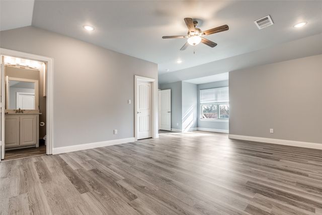 5108 Waterview Drive, Arlington, TX 76016