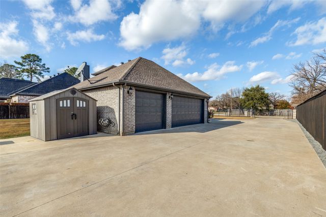 5108 Waterview Drive, Arlington, TX 76016