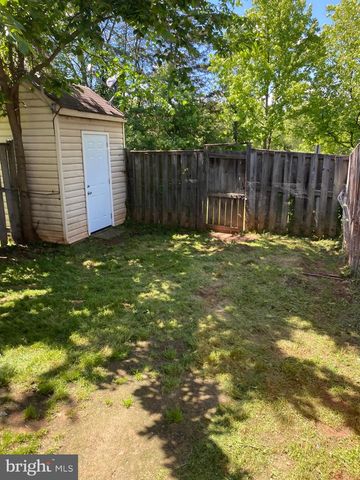 1741 COUNTRYWOOD CT, Landover, MD 20785