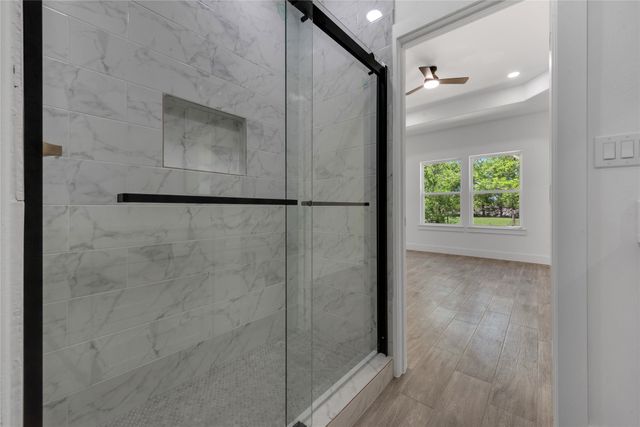 115 Gibson Lane, Valley View, TX 76272