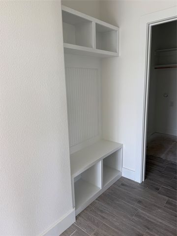 115 Gibson Lane, Valley View, TX 76272