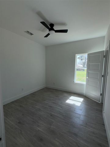 115 Gibson Lane, Valley View, TX 76272