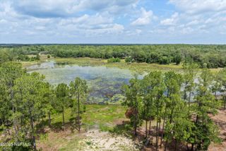 319 LAKE COMO Drive, Pomona Park, FL 32181