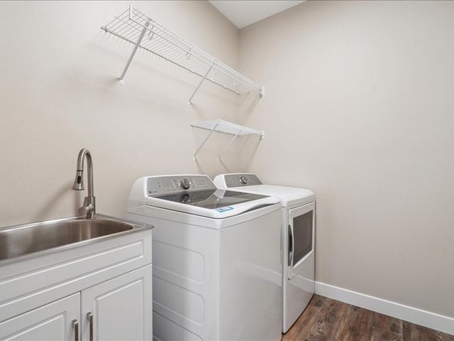 1326 Echo Ridge Lane, Marion, IA 52302