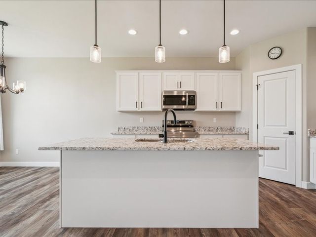 1326 Echo Ridge Lane, Marion, IA 52302