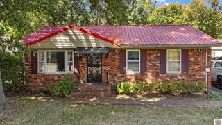 1957 Monroe St, Paducah, KY 42001