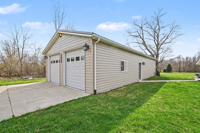 45284 Co Rd 703, Covert Twp, MI 49038