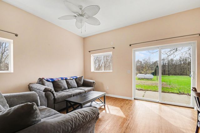 45284 Co Rd 703, Covert Twp, MI 49038