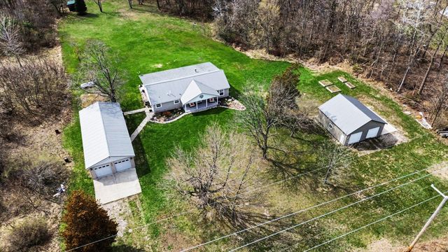 45284 Co Rd 703, Covert Twp, MI 49038
