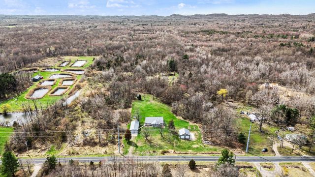 45284 Co Rd 703, Covert Twp, MI 49038