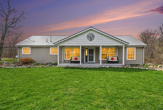45284 Co Rd 703, Covert Twp, MI 49038
