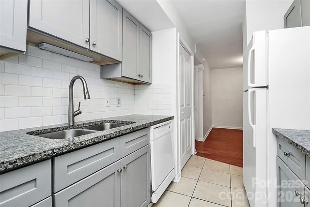 430 Queens Road 711, Charlotte, NC 28207