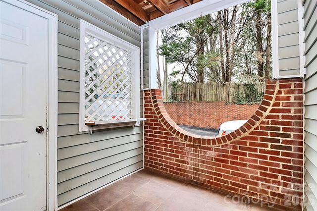 430 Queens Road 711, Charlotte, NC 28207