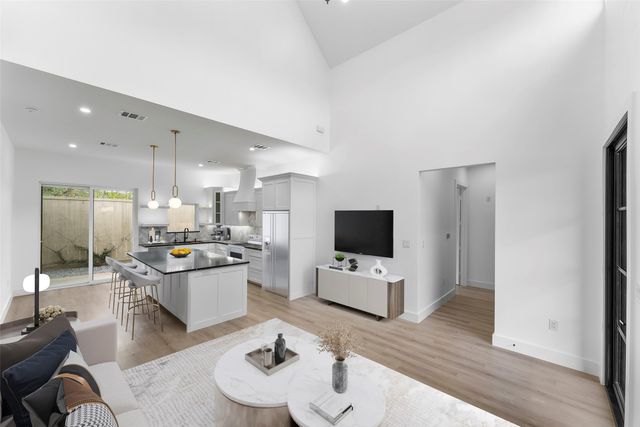 5308 Chippewa Drive, Dallas, TX 75212