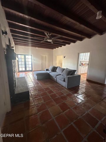 4527 Emory Road, El Paso, TX 79922