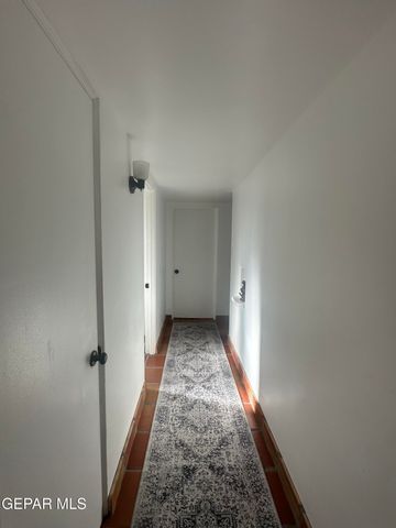 4527 Emory Road, El Paso, TX 79922