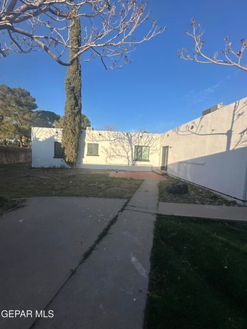 4527 Emory Road, El Paso, TX 79922