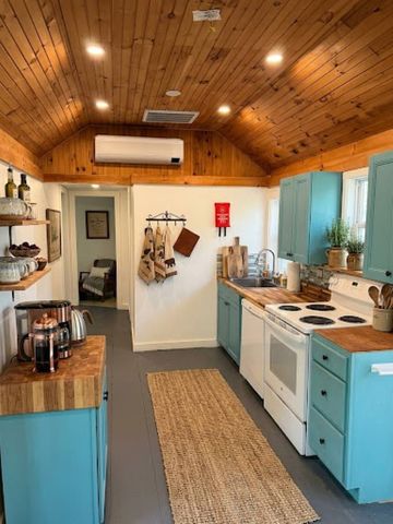 322 Kings Highway, New Durham, NH 03855