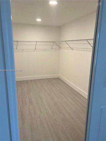 6104 SW 33rd St, Miramar, FL 33023