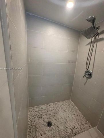 6104 SW 33rd St, Miramar, FL 33023