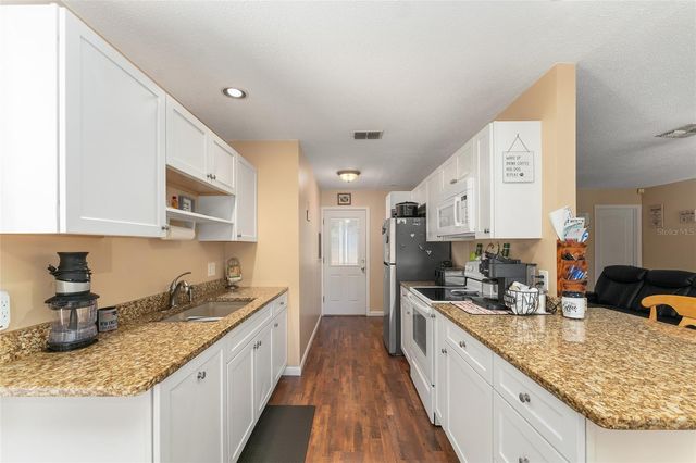 4960 SW 195TH AVENUE, Dunnellon, FL 34431