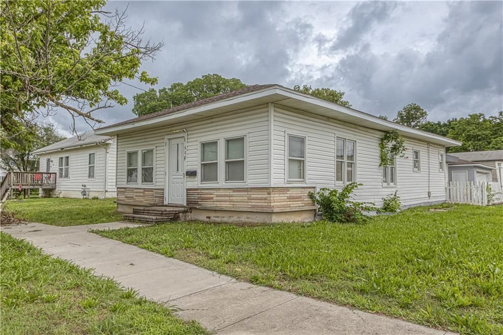 602 N Grand Street, Pittsburg, KS 66762