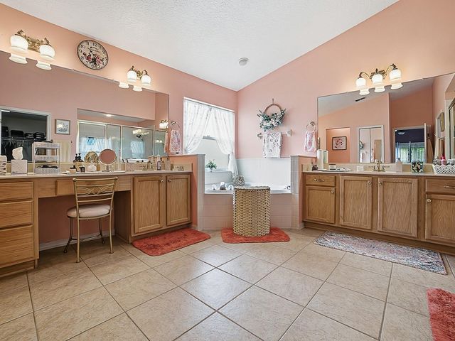 24317 BELLE MEDE DRIVE, Leesburg, FL 34748