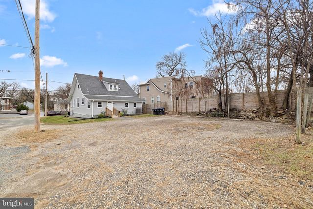 3724 35TH ST, Mount Rainier, MD 20712