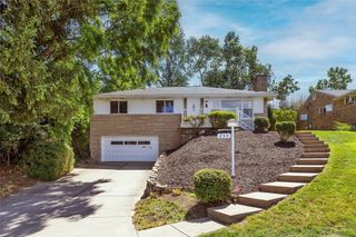 235 Ryan Dr, Scott Twp, PA 15220