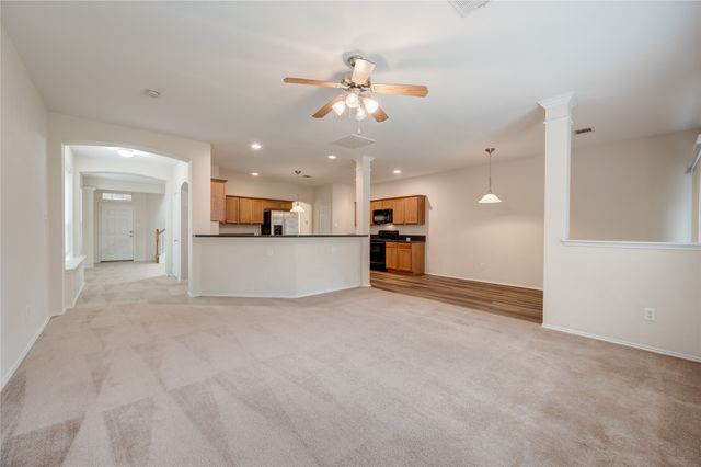 1415 Ravenwood Drive, Mansfield, TX 76063
