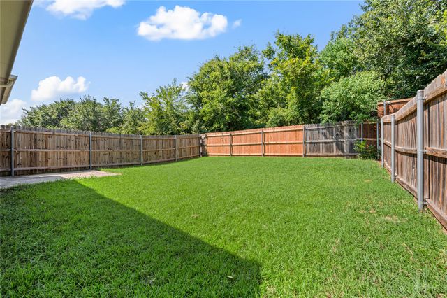 1415 Ravenwood Drive, Mansfield, TX 76063