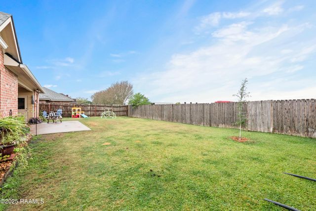 803 Copper Meadow Boulevard, Youngsville, LA 70592