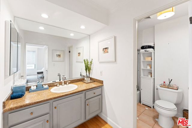 12115 San Vicente Boulevard 111, Los Angeles, CA 90049
