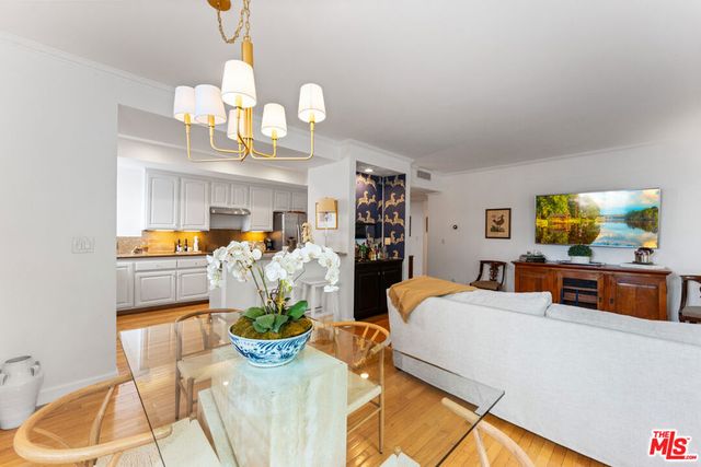 12115 San Vicente Boulevard 111, Los Angeles, CA 90049