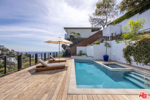1568 Viewsite Drive, Los Angeles, CA 90069