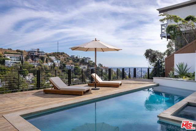 1568 Viewsite Drive, Los Angeles, CA 90069