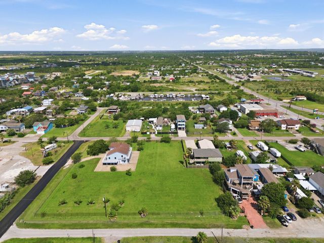 0 21st, San Leon, TX 77573