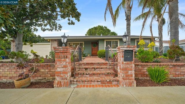 1833 1833 Helena Dr, Concord, CA 94521