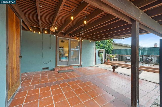 1833 1833 Helena Dr, Concord, CA 94521