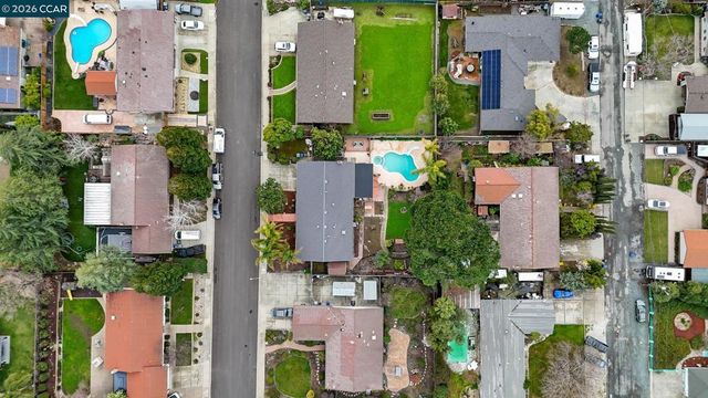 1833 1833 Helena Dr, Concord, CA 94521