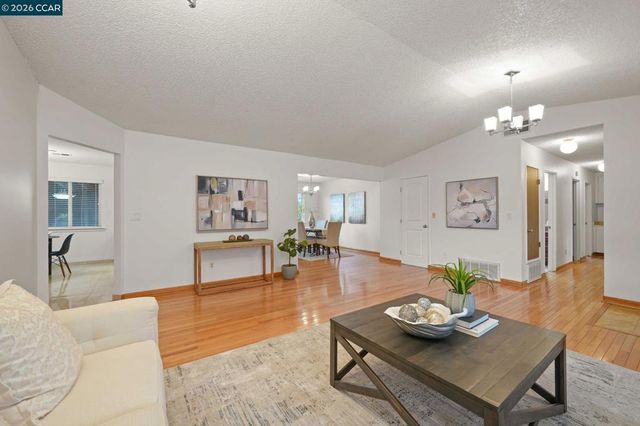 1833 1833 Helena Dr, Concord, CA 94521