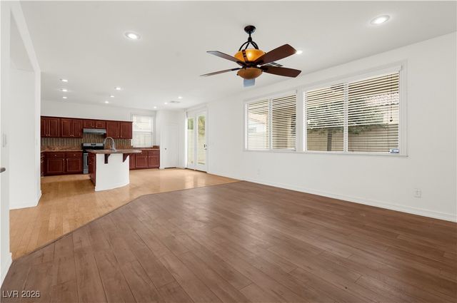 5526 Spruce Hill Court, Las Vegas, NV 89148