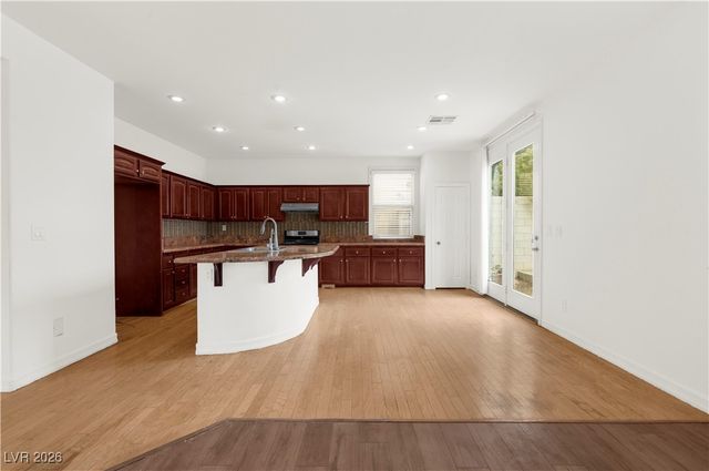 5526 Spruce Hill Court, Las Vegas, NV 89148