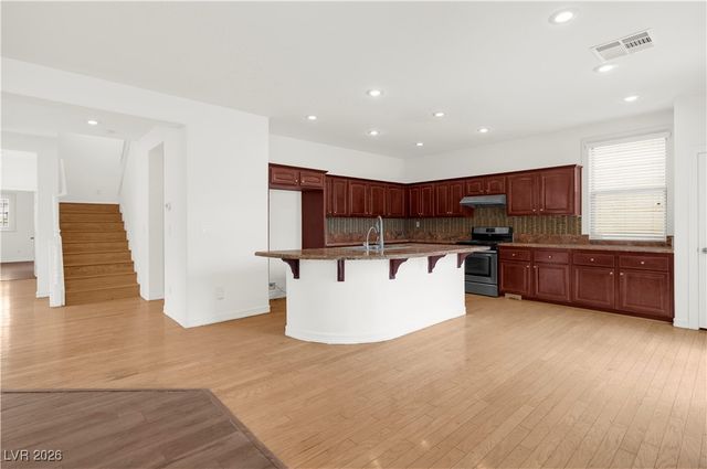 5526 Spruce Hill Court, Las Vegas, NV 89148