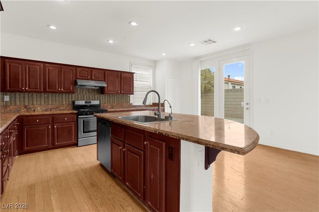 5526 Spruce Hill Court, Las Vegas, NV 89148